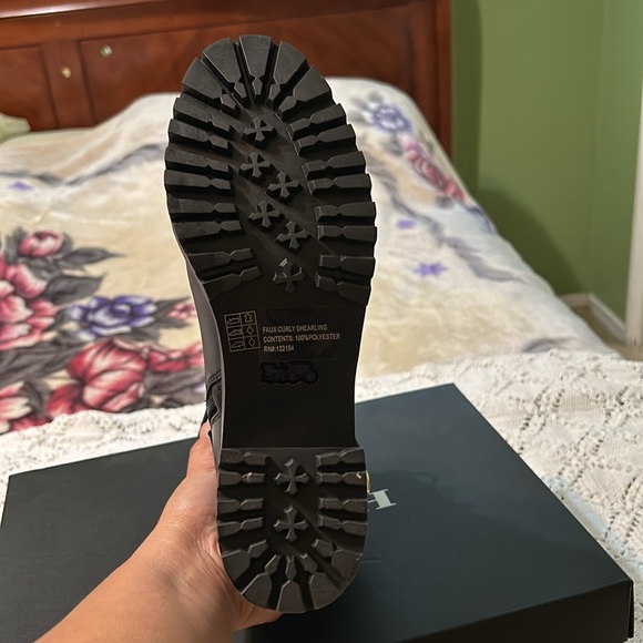 JILL LEATHER BOOT BLACK US 7.5 B Never worn still brand new. - Picture 13 of 13